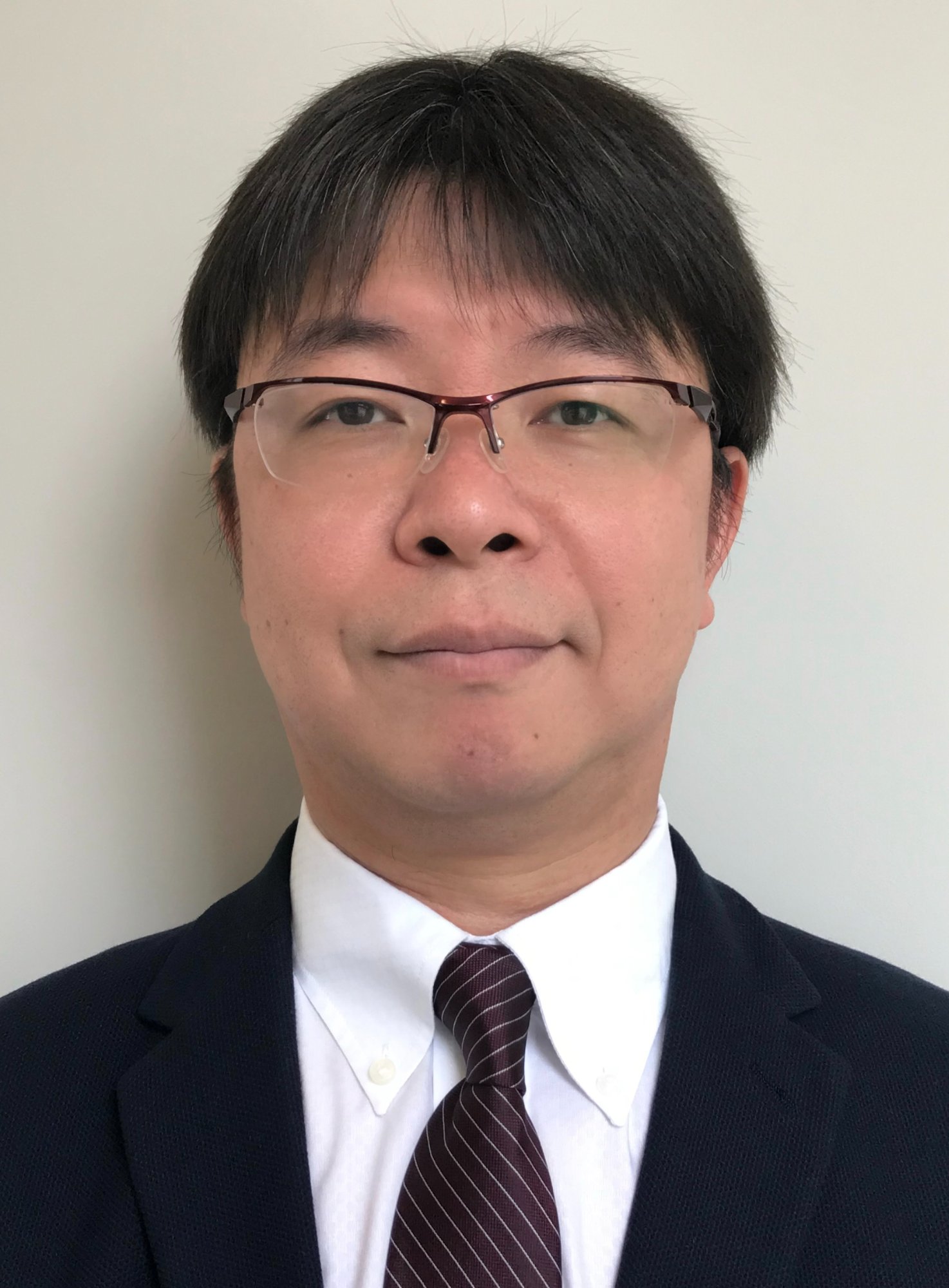 代表董事 中小路�的直 - 拥有30年核医学经验的PET影像专家